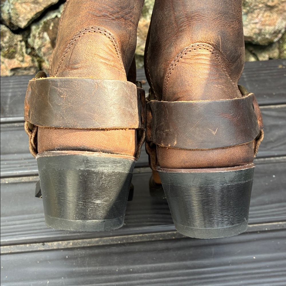 Frye Boots Harness 8R Women’s - Picture 6 of 11